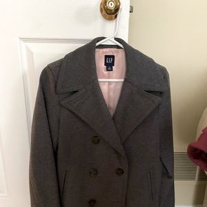 4 coats for sale $10 each smoke free home